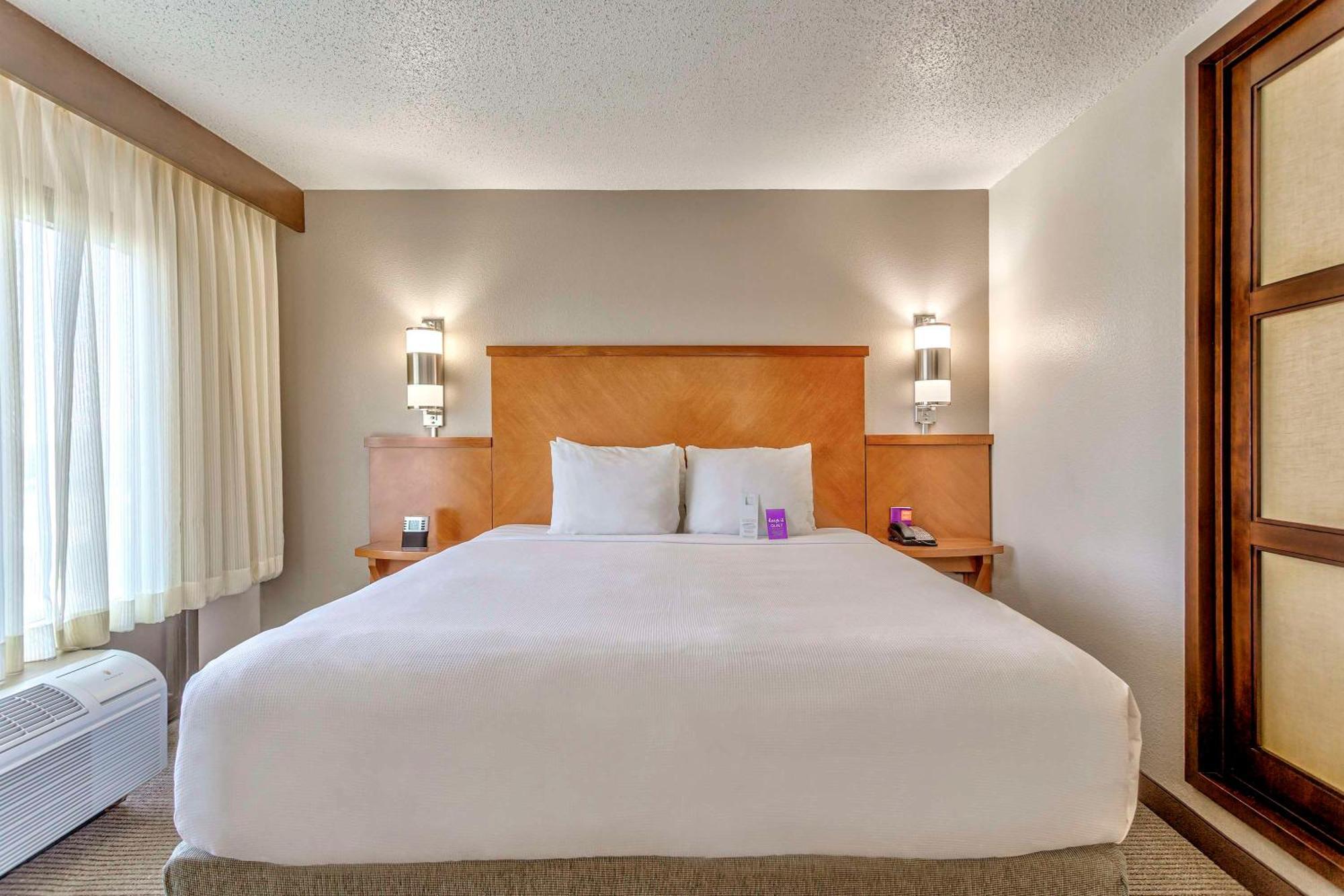 Hyatt Place Kansas City/Overland Park/Convention Center Ngoại thất bức ảnh